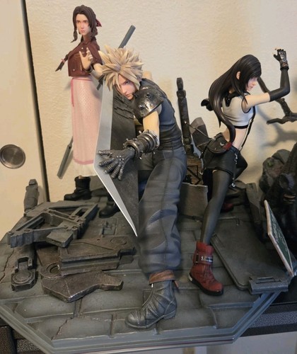 Studio ffvii cloud strife - studio,